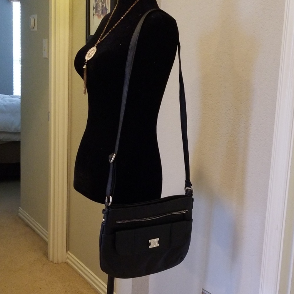 Excellent condition S&Co black shoulder bag